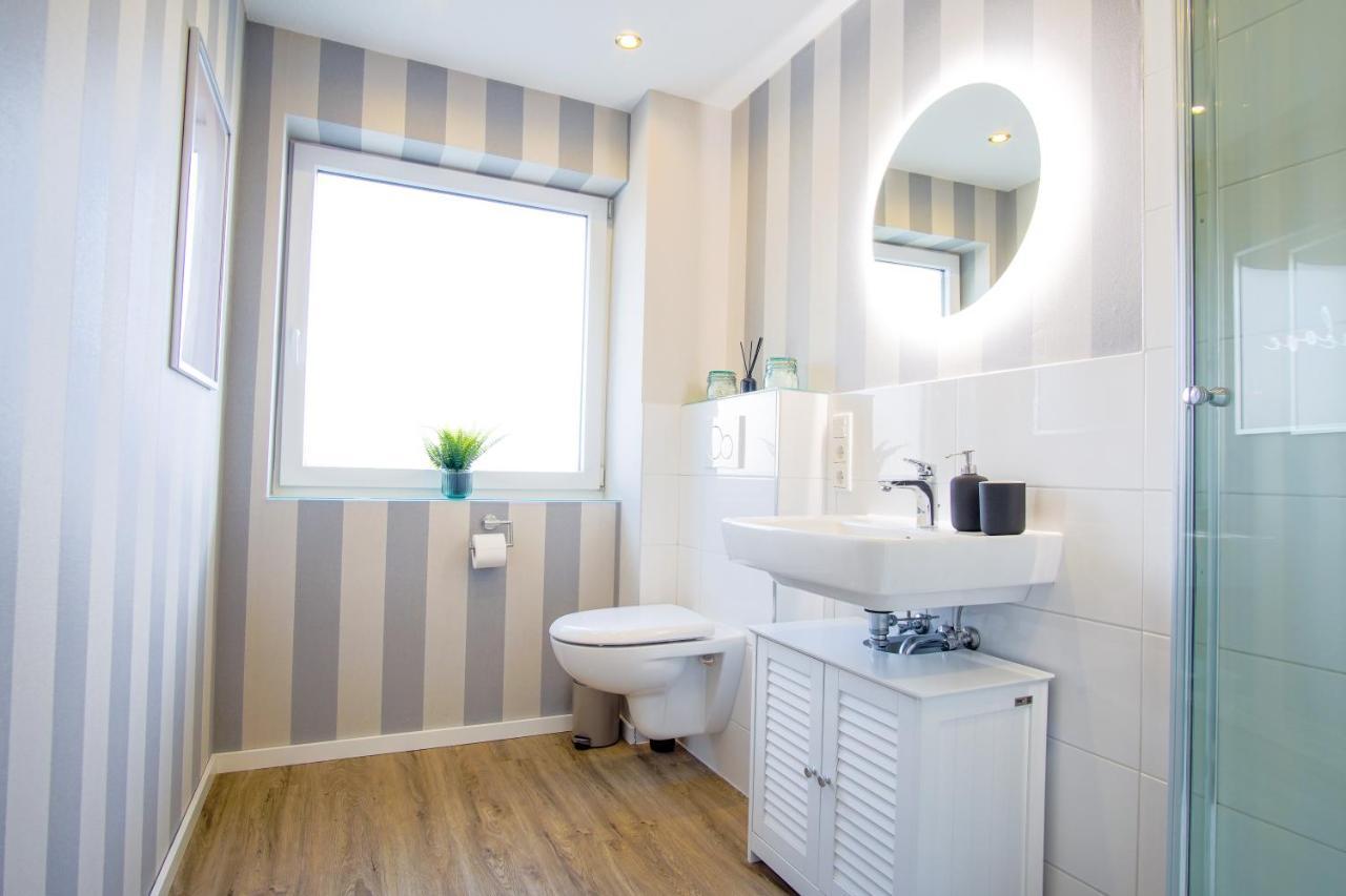 Homefy Come-Together Apartment - Balkon - Aufzug - Free Parking - Smart Tvs Essen Exteriör bild